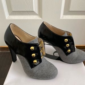 New Nine West booties